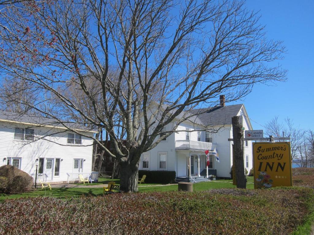 Summers Country Inn Digby Buitenkant foto